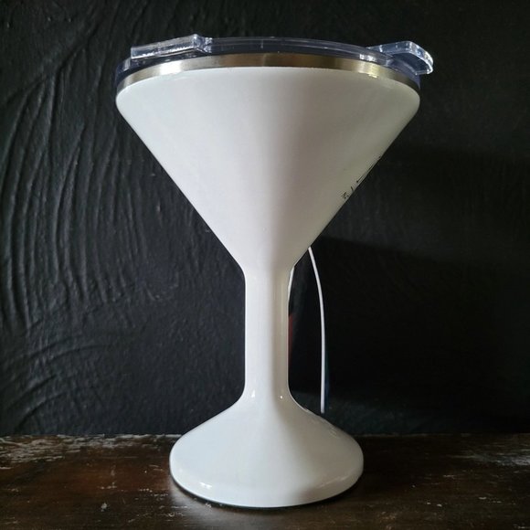 MGM Grand ORCA Chasertini Insulated Martini Style Sipping Cup with Lid - Picture 3 of 7